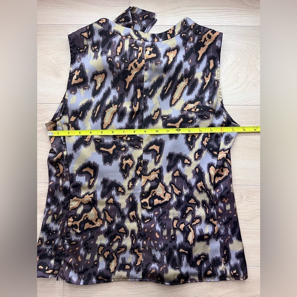 Santorelli animal print halter top - Picture 8 of 13